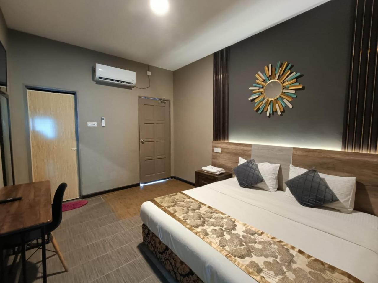 Tc Theme Park Guest House Kuantan Exterior foto